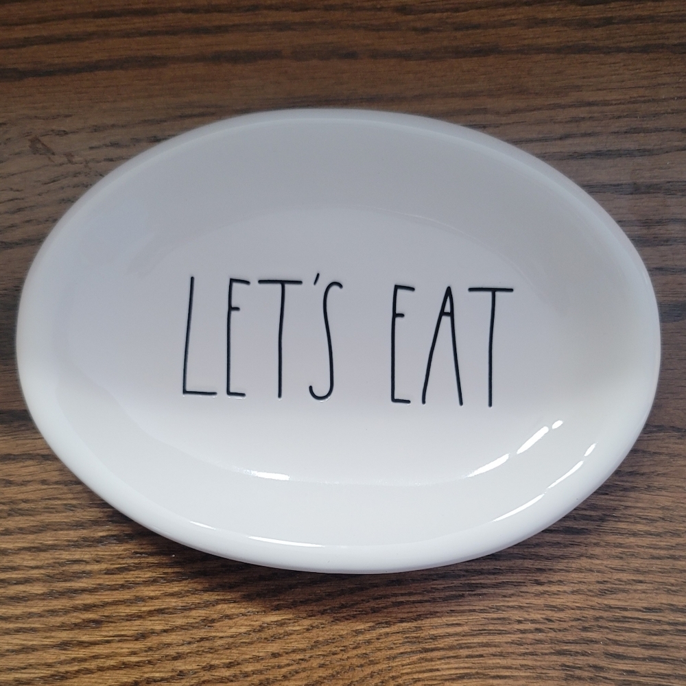 Rae Dunn Plates (Set of 4)
